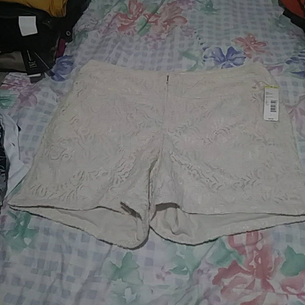 Women lace shorts